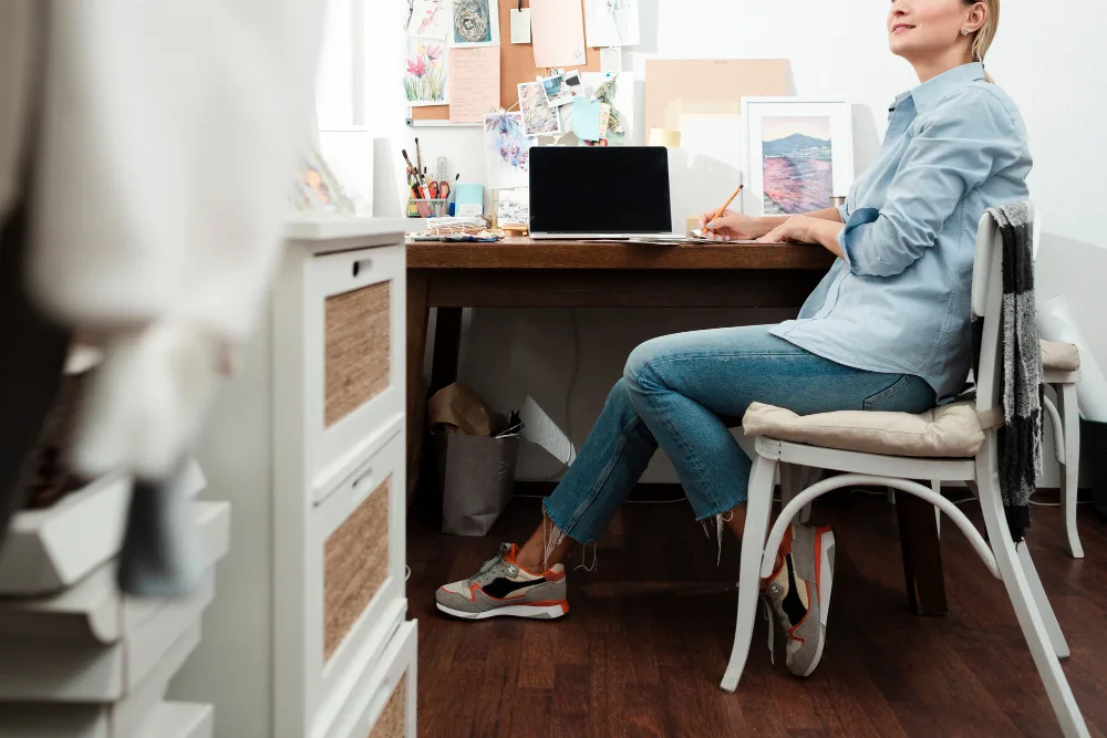 How to Create a Home Office in a Small Space